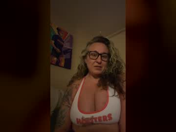 aliengirlmerc